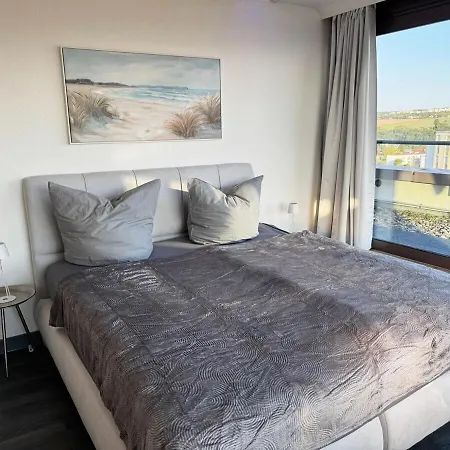 Zentrale Penthouse Mit Goldstadtblick Pforzheim